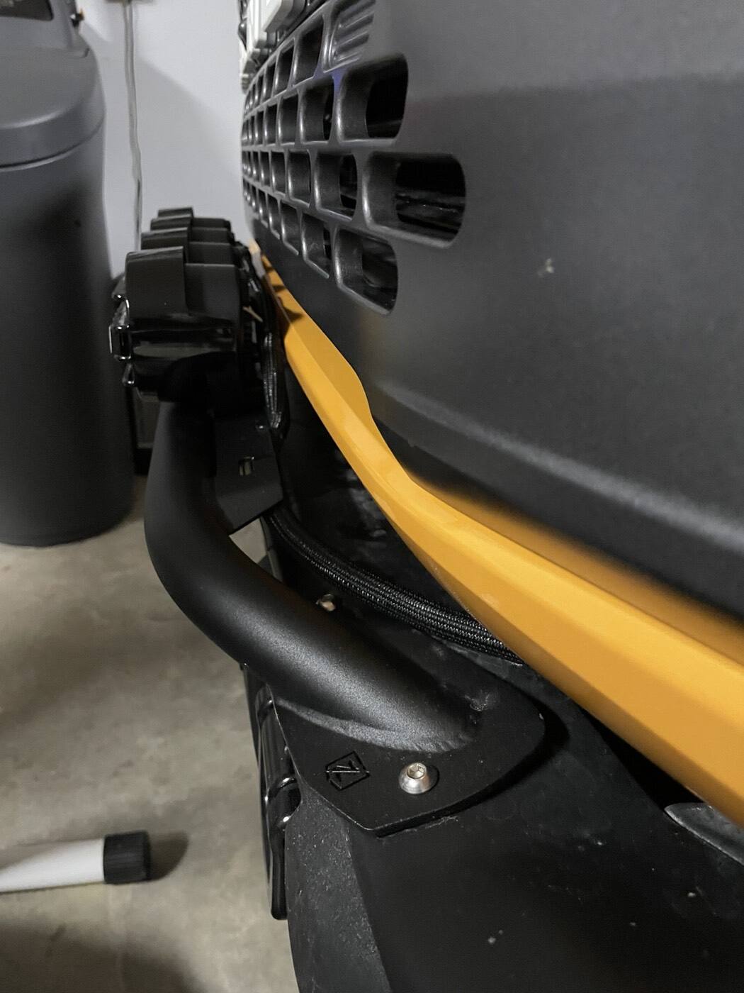 FORD BRONCO PIAA 輔助燈實裝（3/4）