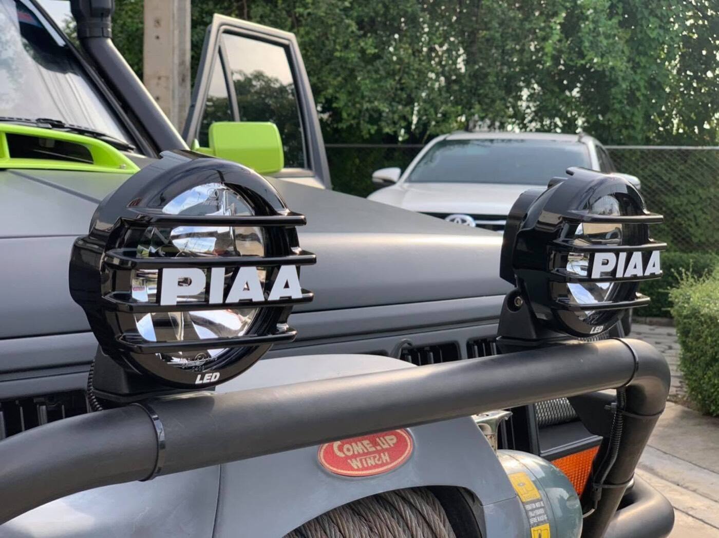 JEEP CHEROKEE PIAA 輔助燈實裝（2/11）