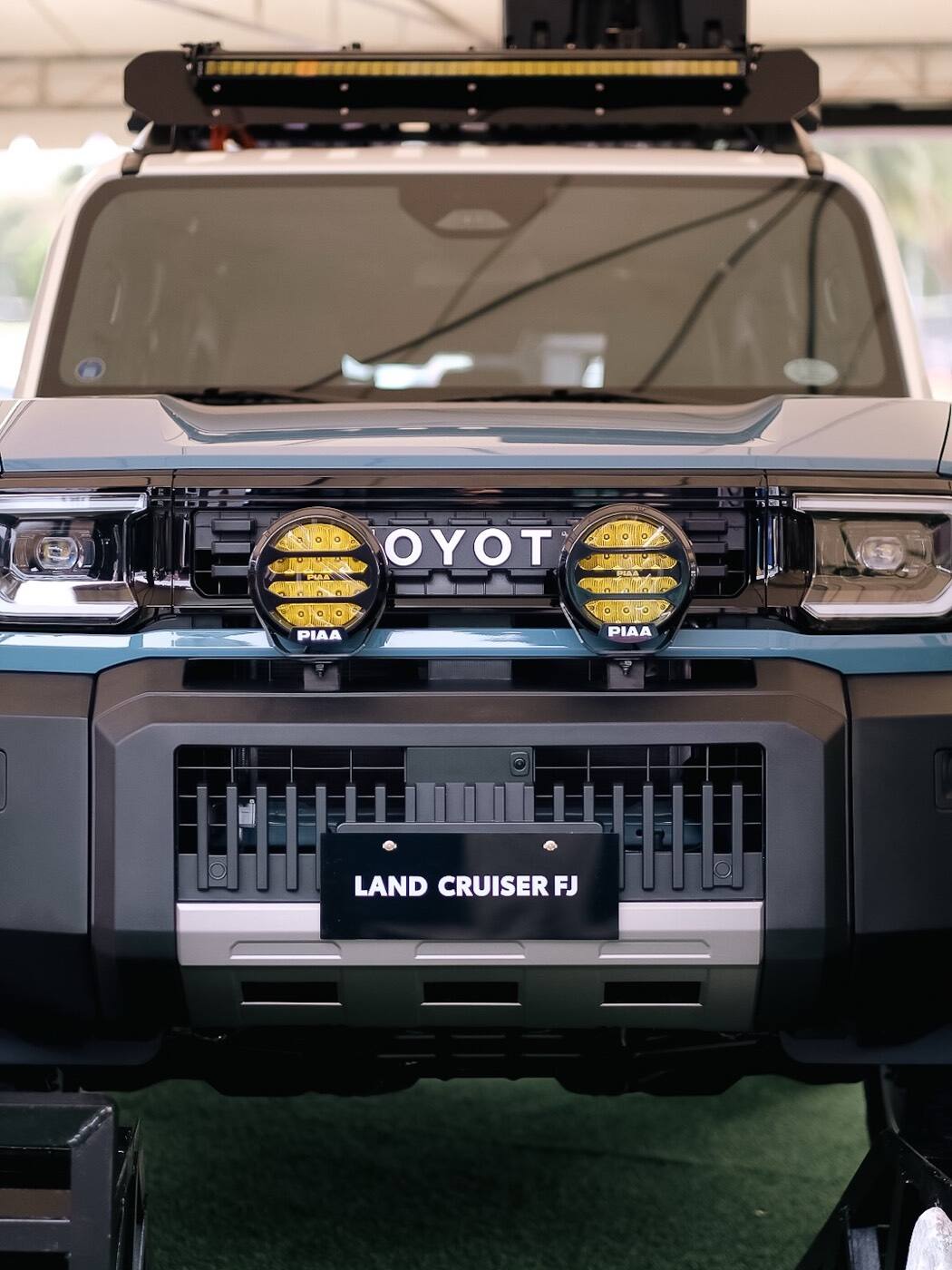 TOYOTA FJ CRUISER PIAA 輔助燈實裝（7/9）
