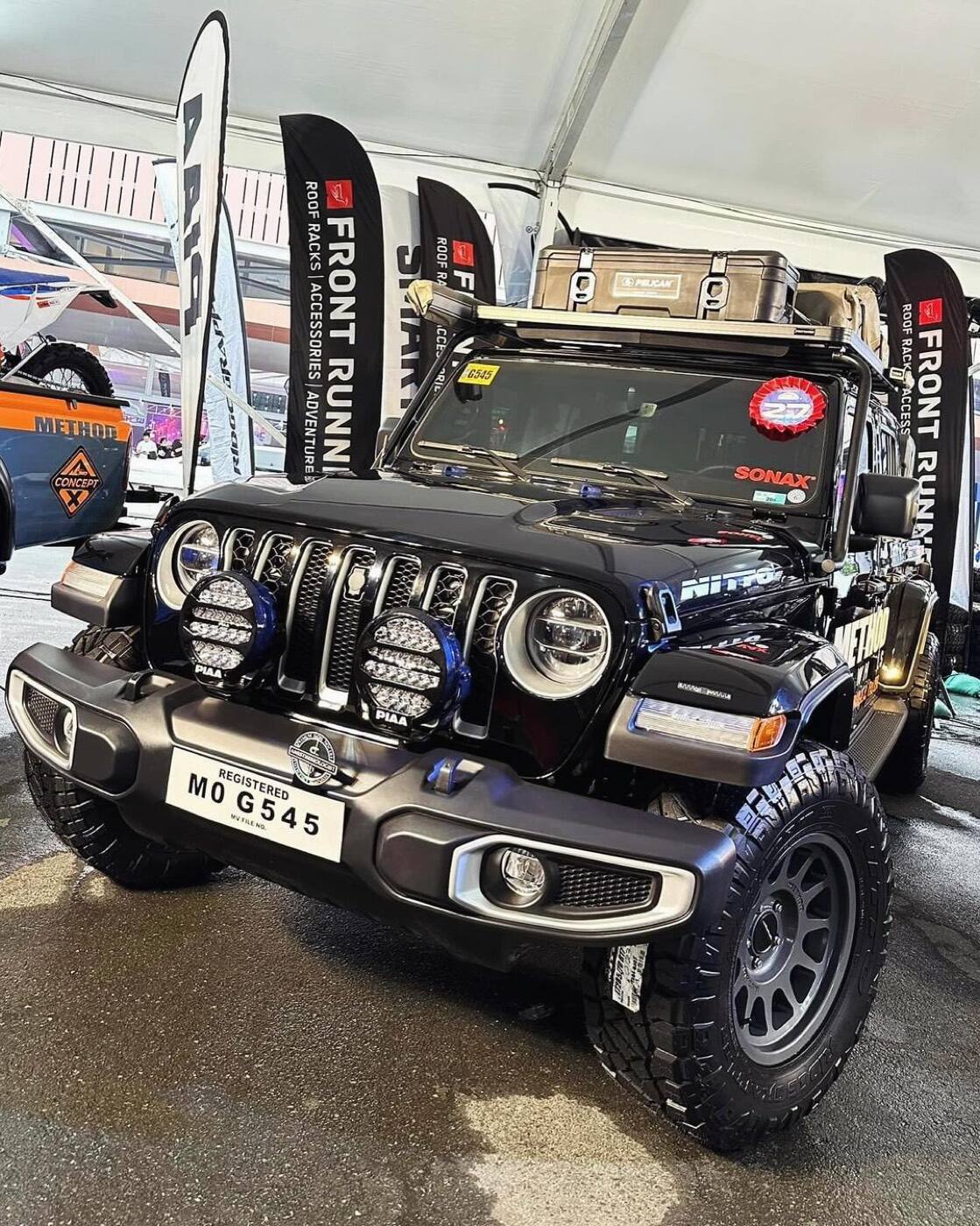 JEEP WRANGLER PIAA 輔助燈實裝（2/9）
