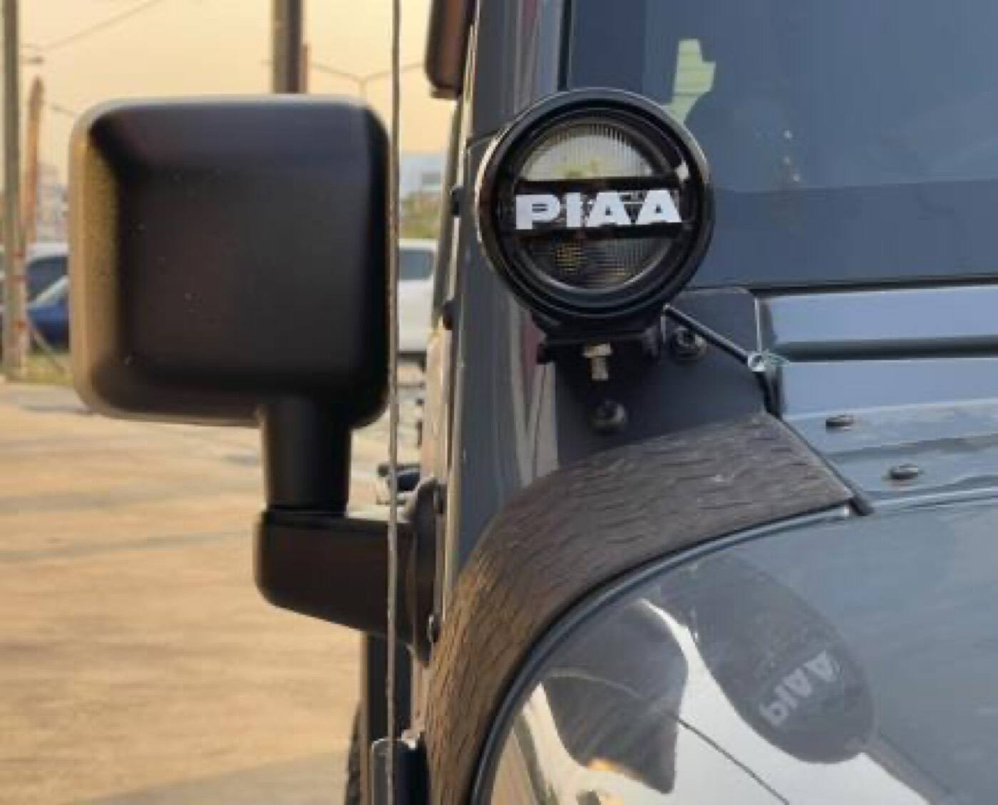 JEEP WRANGLER PIAA 輔助燈實裝（4/9）