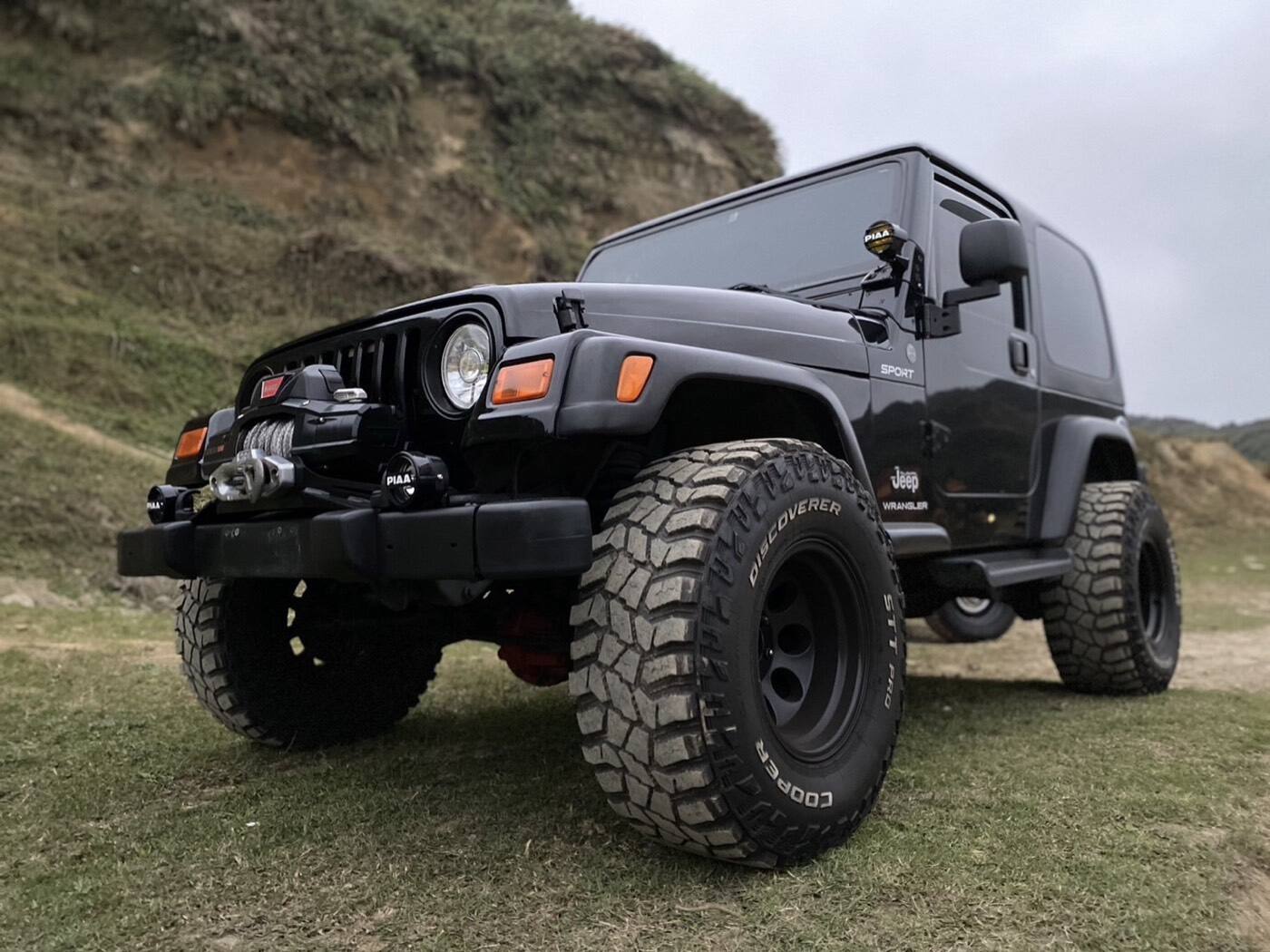 JEEP WRANGLER PIAA 輔助燈實裝（8/9）