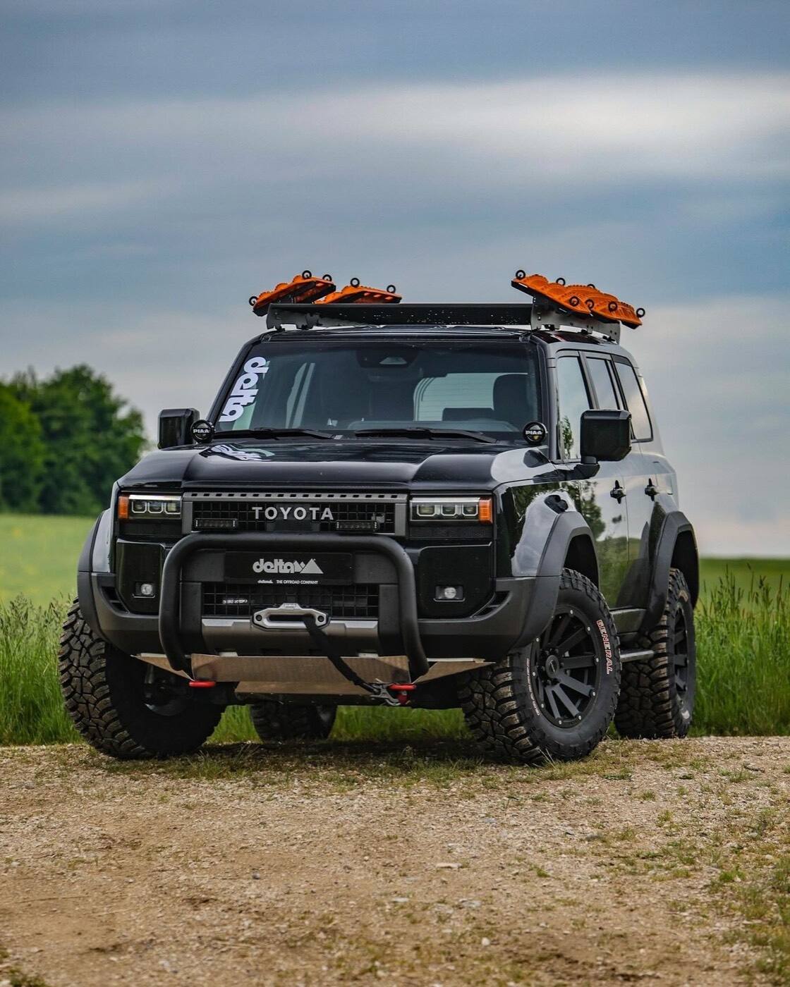 TOYOTA LAND CRUISER PIAA 輔助燈實裝（5/10）
