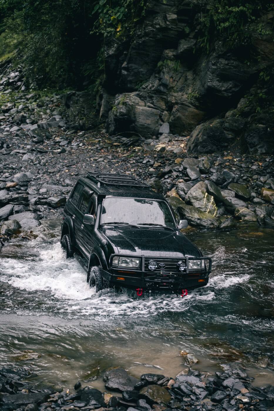 TOYOTA LAND CRUISER PIAA 輔助燈實裝（6/10）