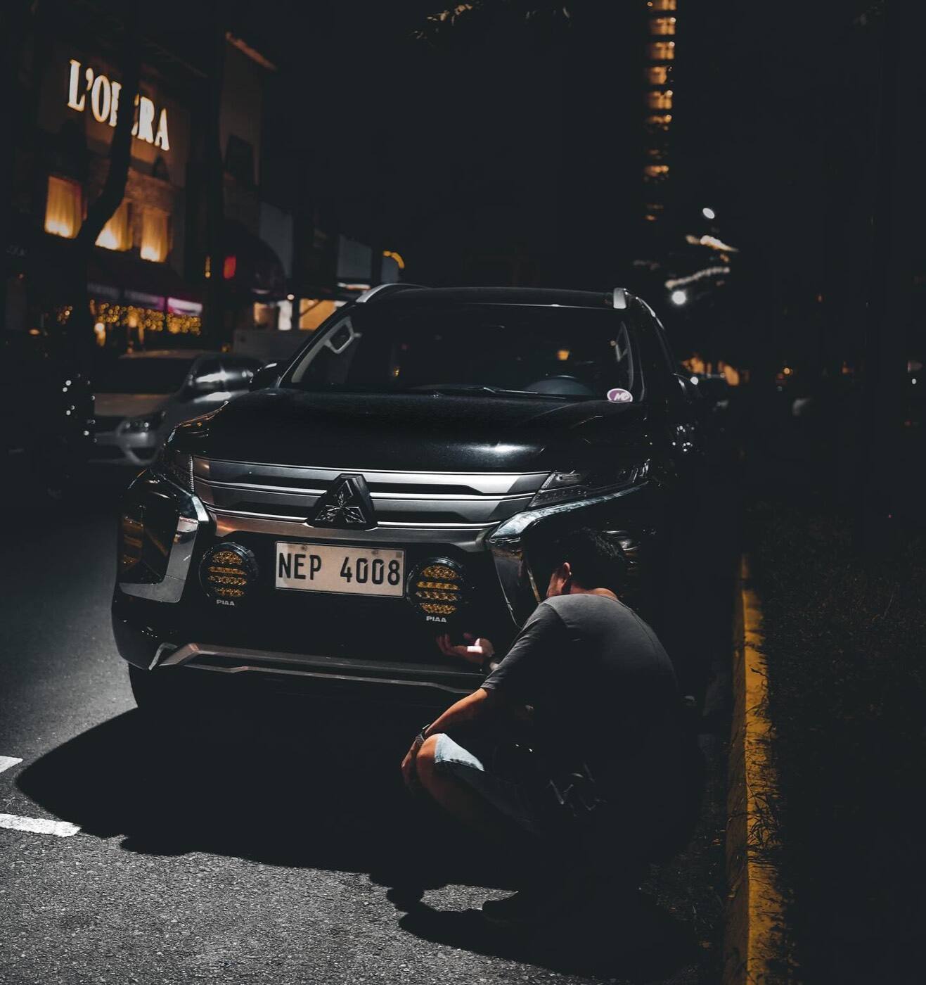 MITSUBISHI PAJERO / CHALLENGER PIAA 輔助燈實裝（6/10）