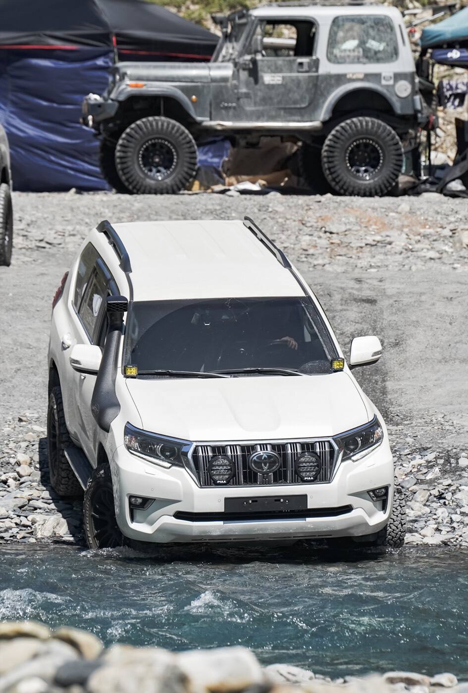 TOYOTA PRADO PIAA 輔助燈實裝（6/10）