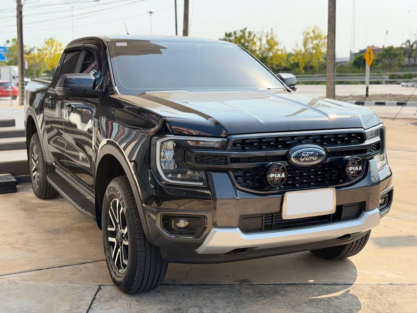FORD RANGER PIAA 輔助燈實裝（7/9）