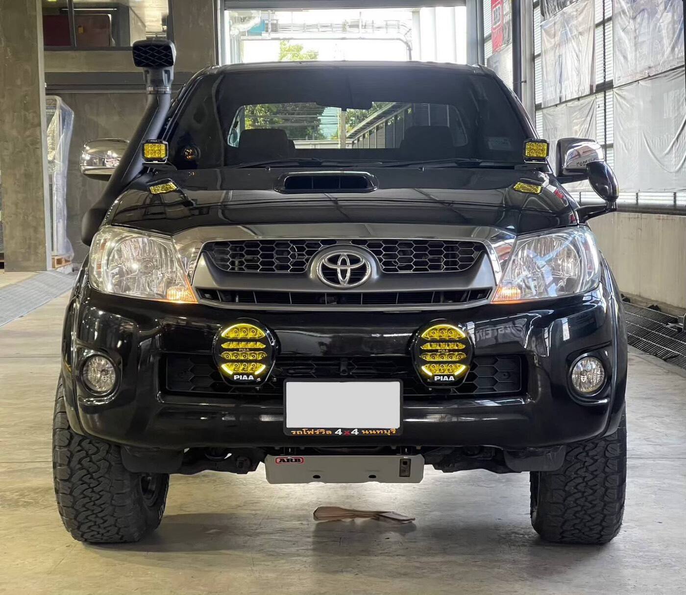 TOYOTA HILUX 海力士 PIAA 輔助燈實裝（3/9）