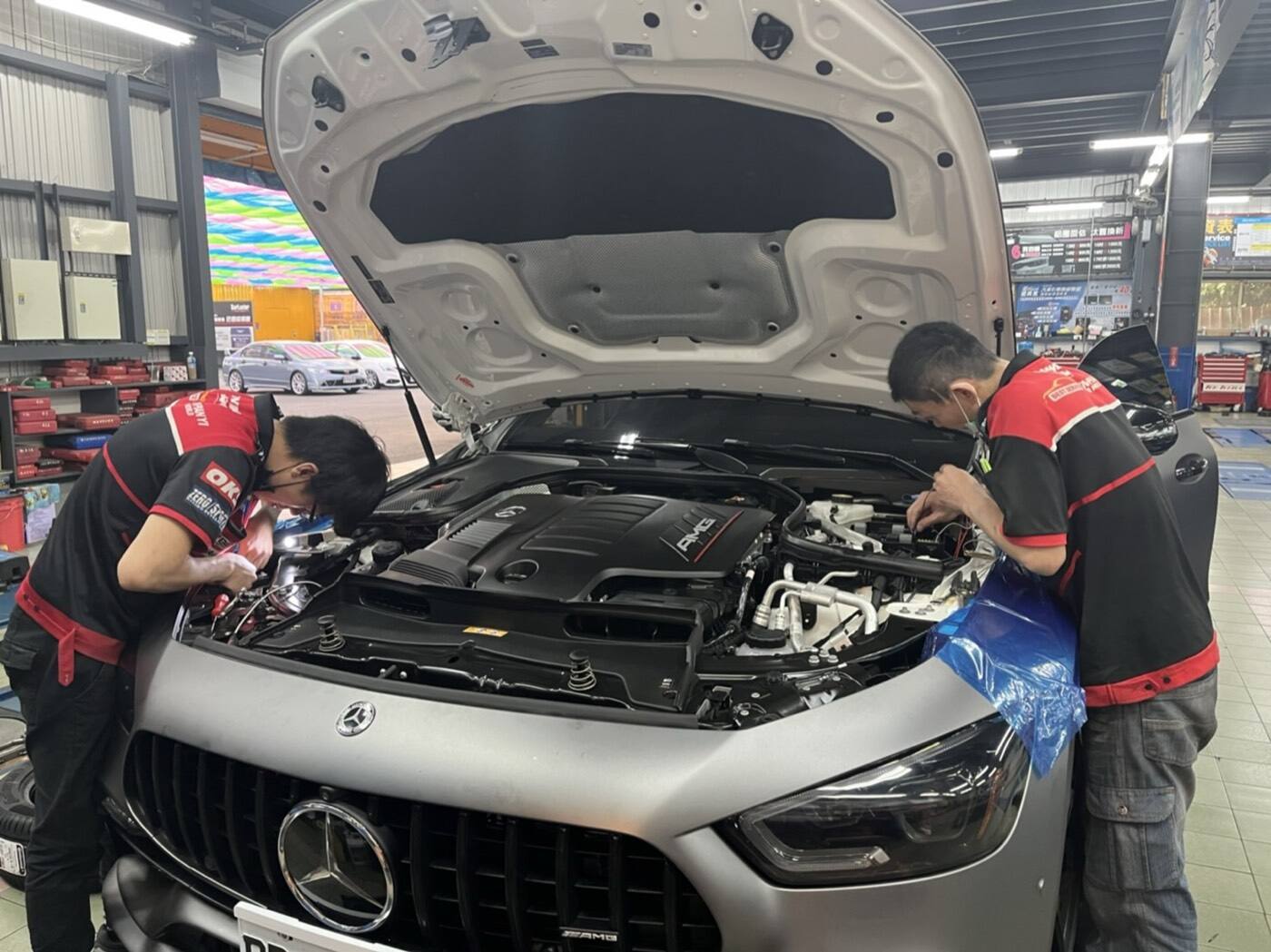 MERCEDES-AMG GT PIAA 輔助燈實裝（3/5）