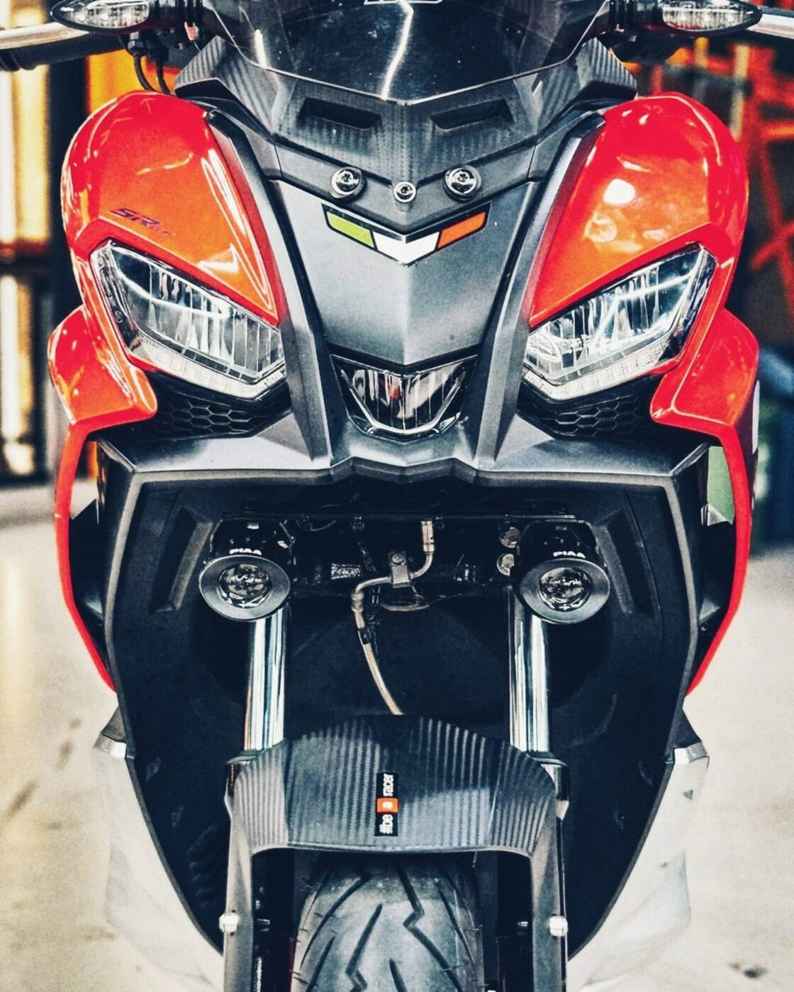 APRILIA SR GT PIAA 輔助燈實裝（2/10）