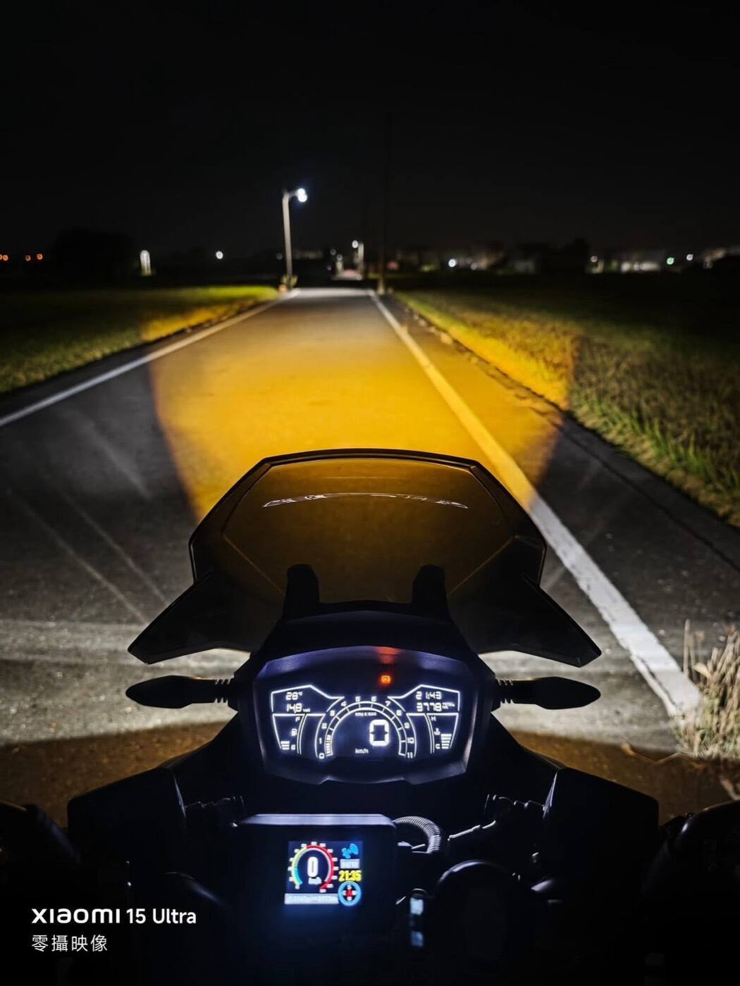 APRILIA SR GT PIAA 輔助燈實裝（10/10）