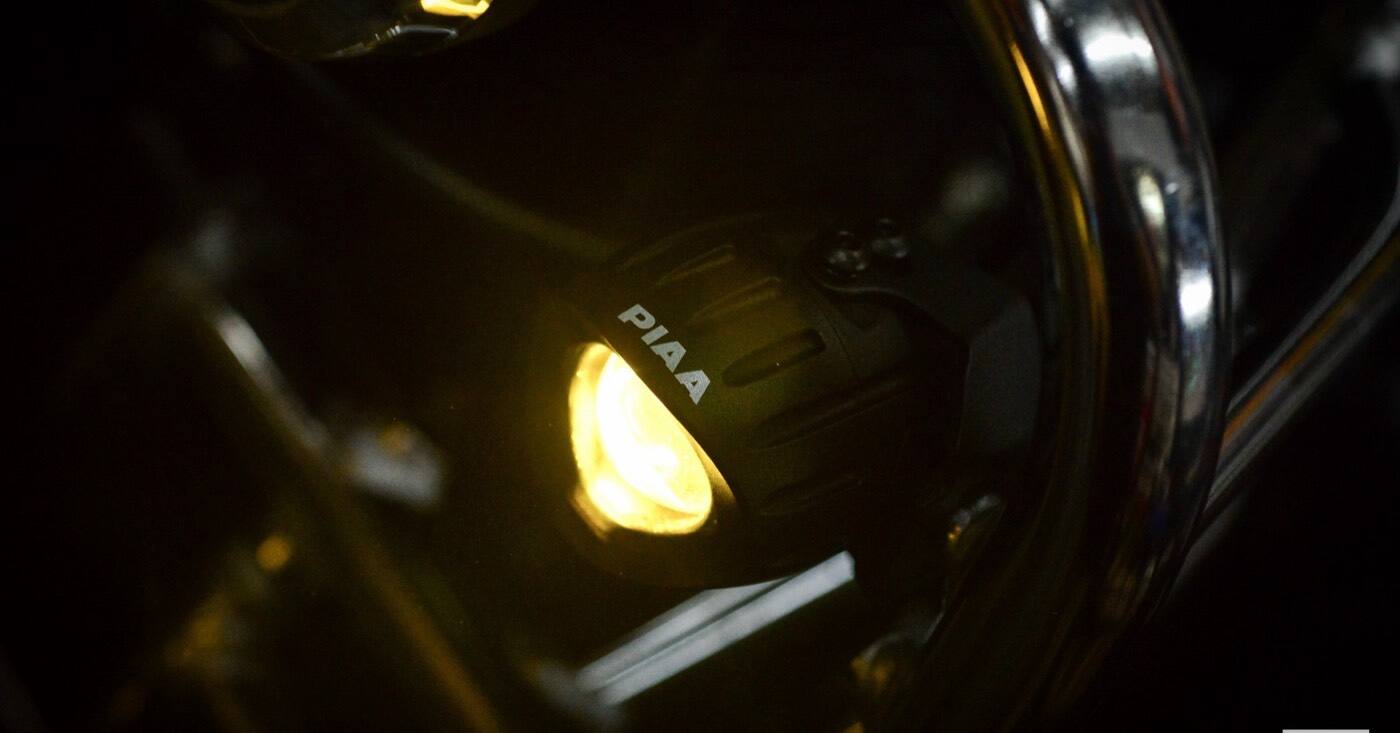 HONDA CB350 PIAA 輔助燈實裝（2/9）