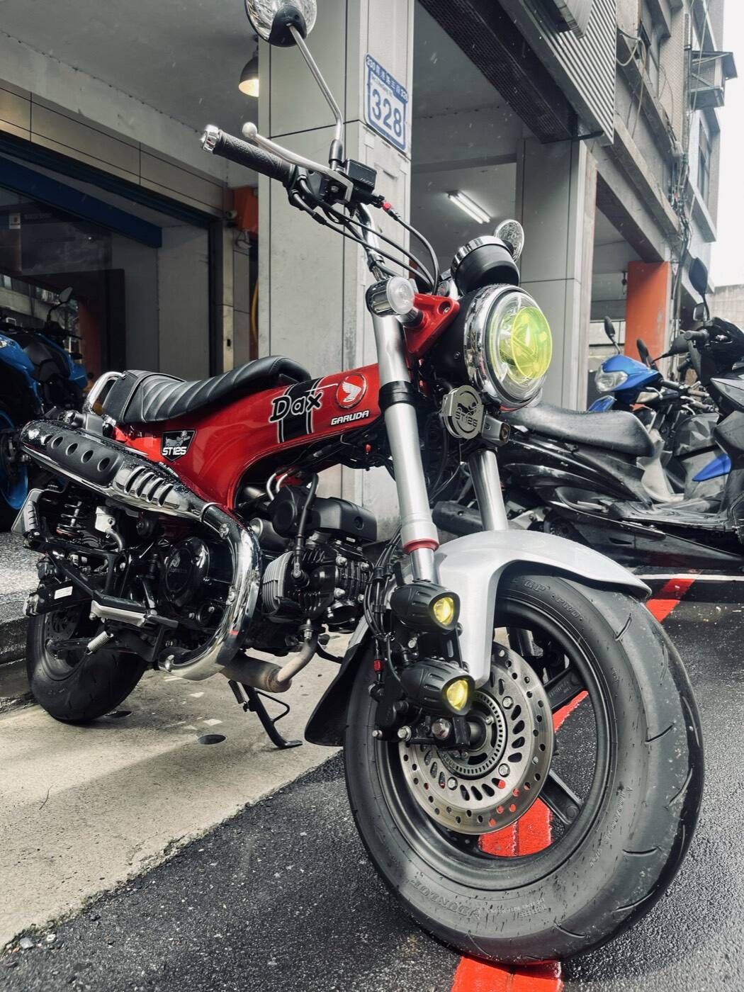 HONDA DAX125 PIAA 輔助燈實裝（2/8）