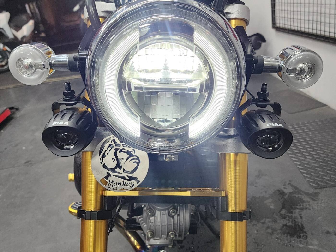 HONDA MONKEY 125 PIAA 輔助燈實裝（2/10）