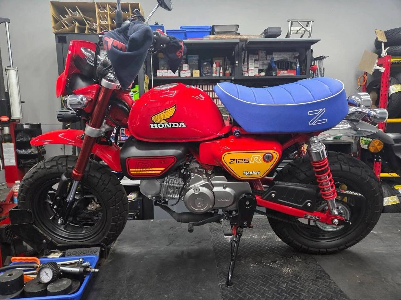 HONDA MONKEY 125 PIAA 輔助燈實裝（6/10）