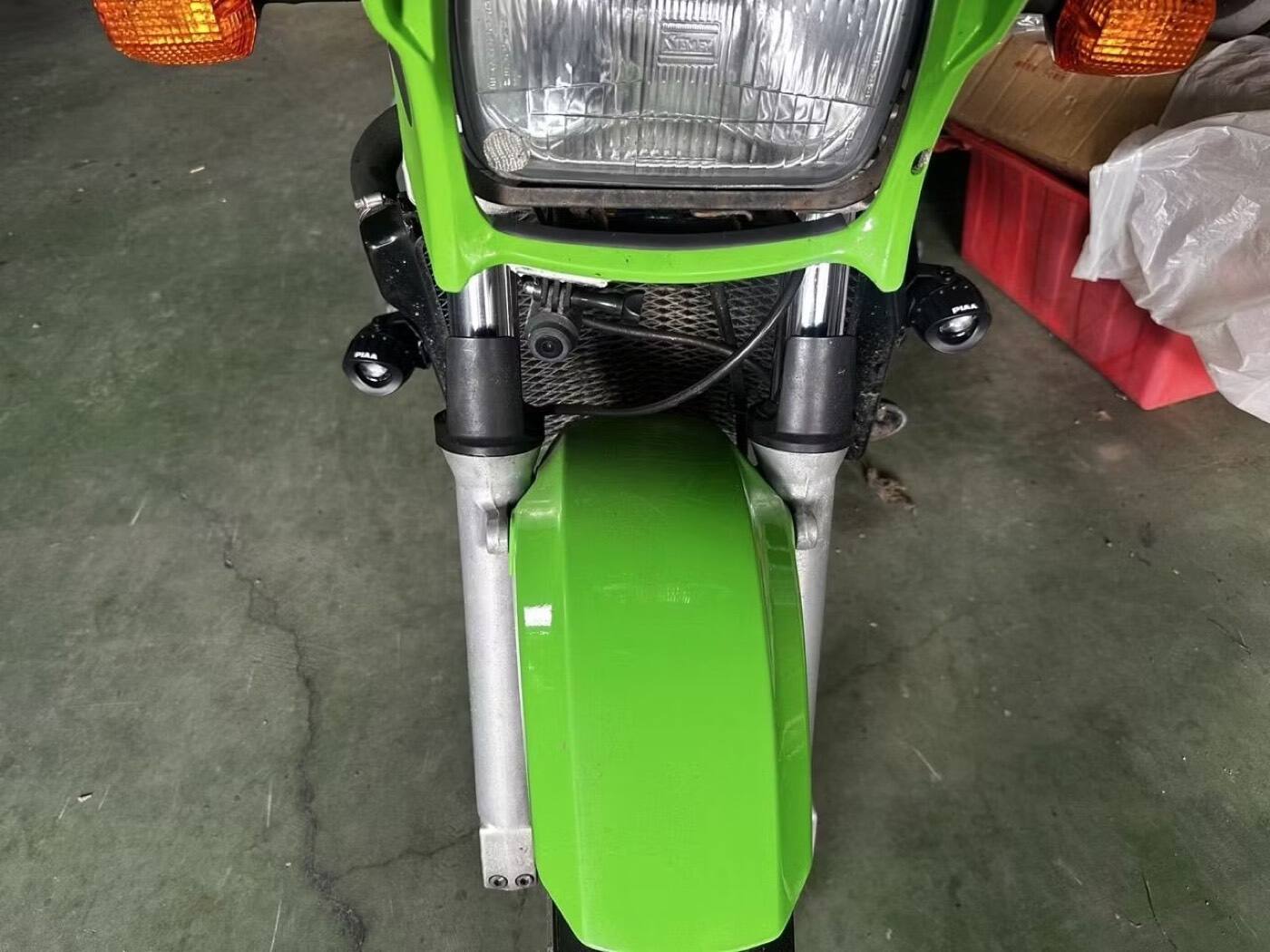 KAWASAKI Z900RS PIAA 輔助燈實裝（4/5）
