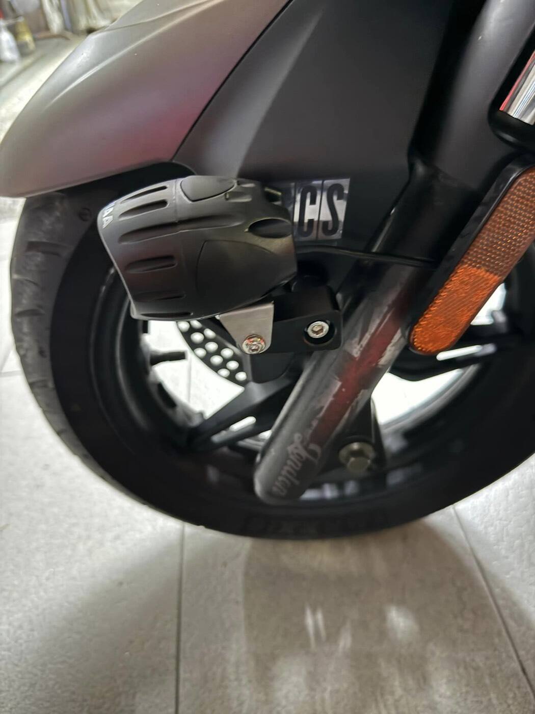 KYMCO KRV・ROMA GT PIAA 輔助燈實裝（3/7）