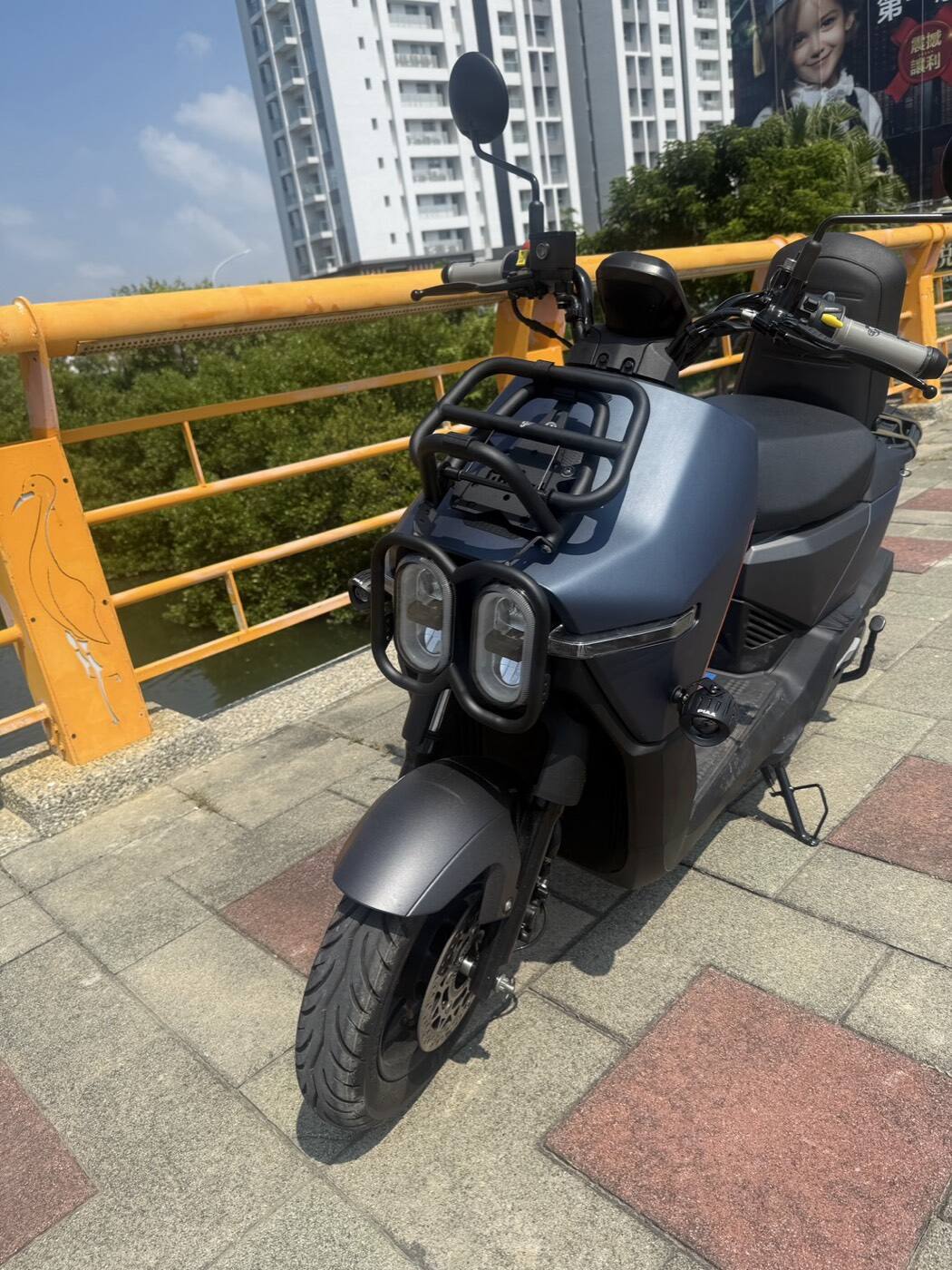 KYMCO DOLLAR 大樂 PIAA 輔助燈實裝（2/10）