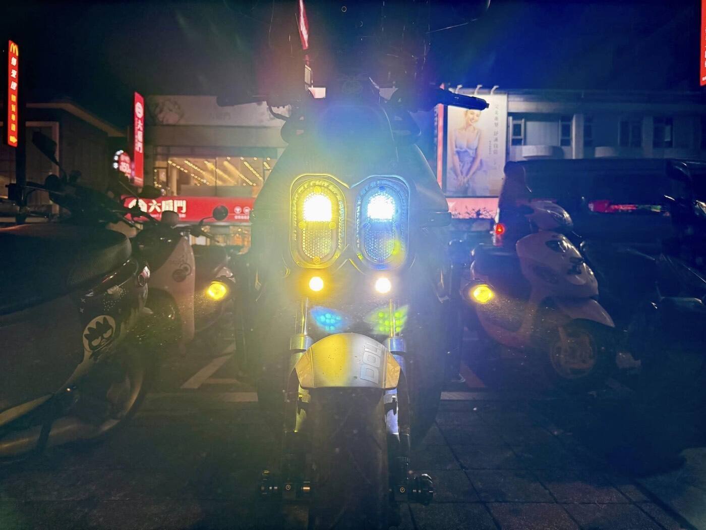 KYMCO DOLLAR 大樂 PIAA 輔助燈實裝（3/10）