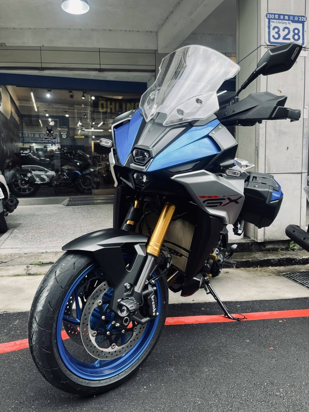 SUZUKI GSX-S1000GX PIAA 輔助燈實裝（3/5）