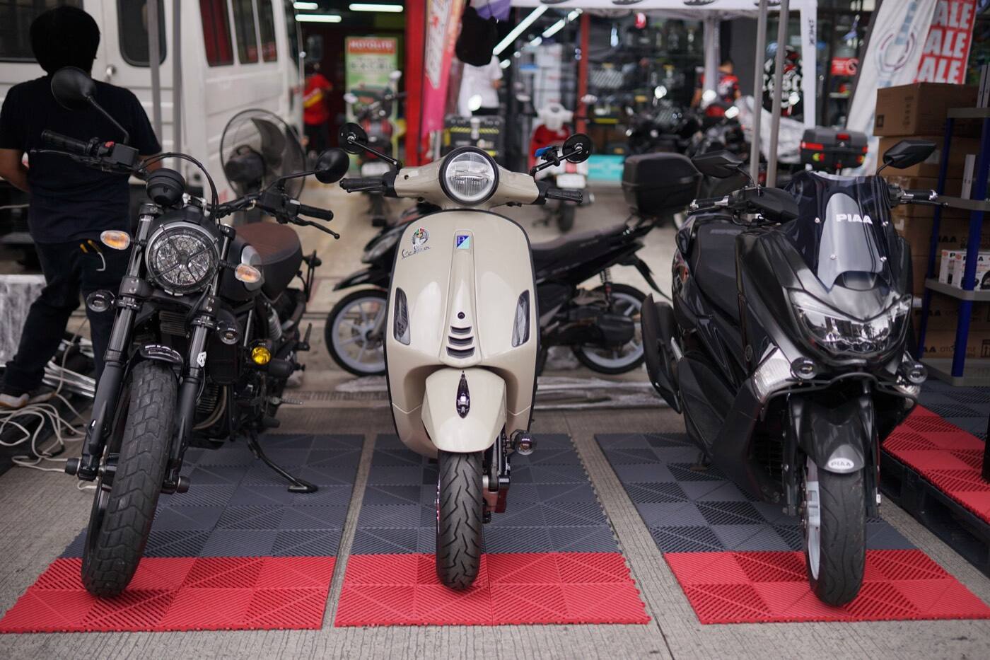 VESPA × 220R PIAA 輔助燈實裝（4/5）